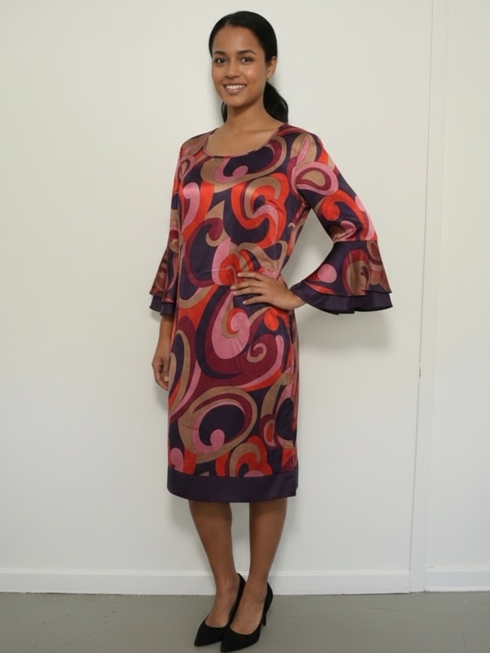 Mix It Multicolor Satined Abstract Swirl Long Sleeves Dress Size 10 NWT